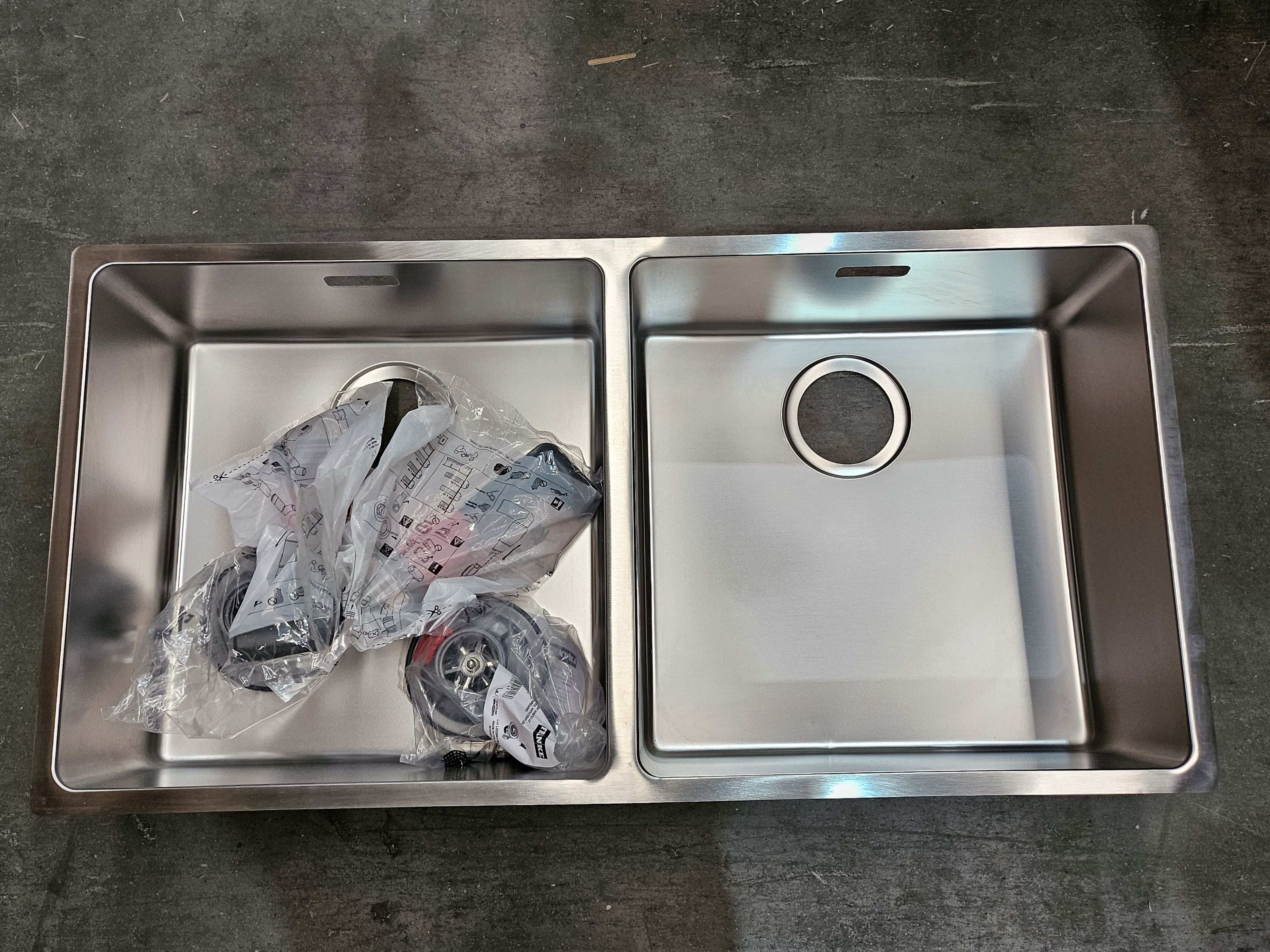 Franke Maris MRX220-40/40 Double Bowl Sink