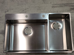 Double Sink Kitchens 